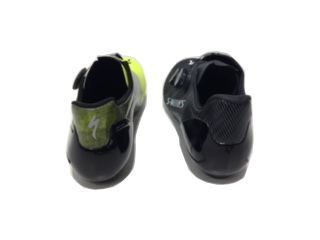 The PadLock non-slip heel is the same in both models